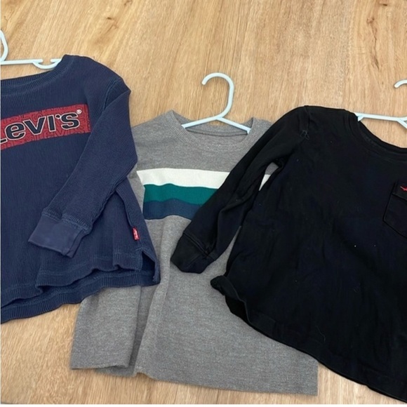 Long Sleves - Picture 1 of 3